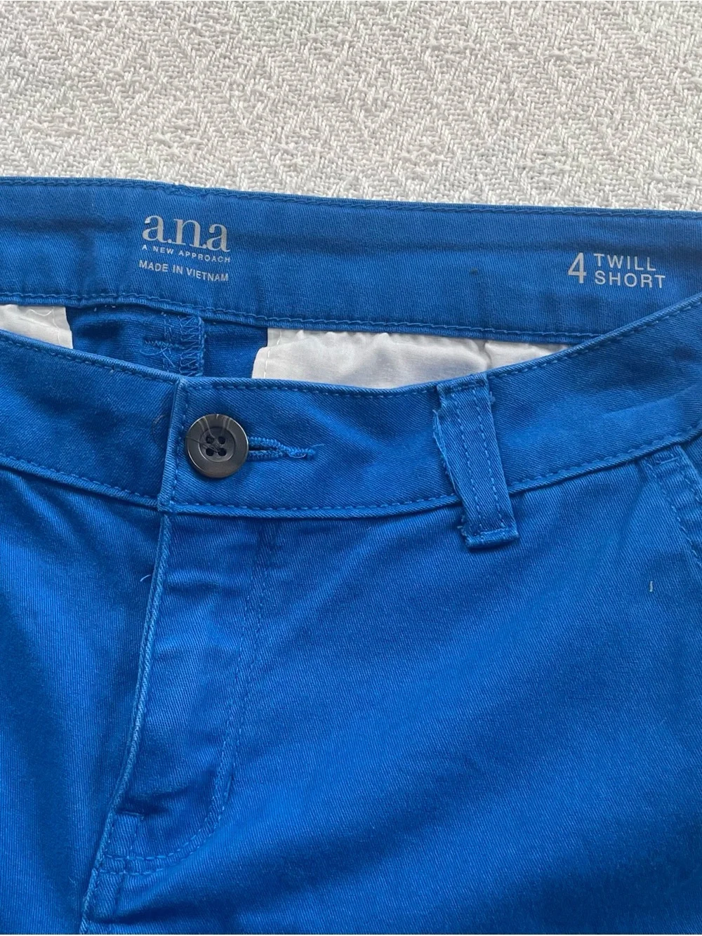 A.N.A Classic Royal Blue Chino Shorts~ Size  4 ‎ Twill~ Summertime